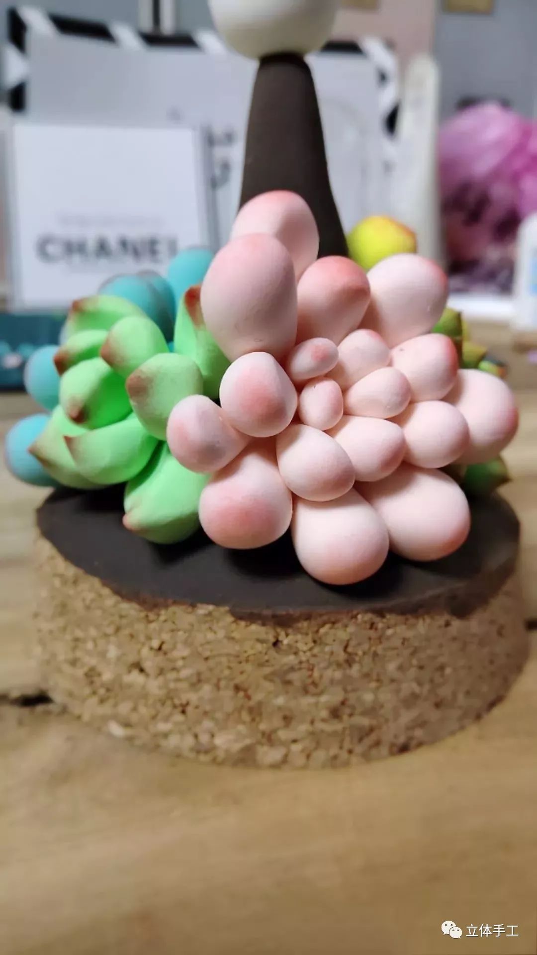 幼儿园春天粘土手工创意墙壁图片,垃圾分类超轻粘土创意手工