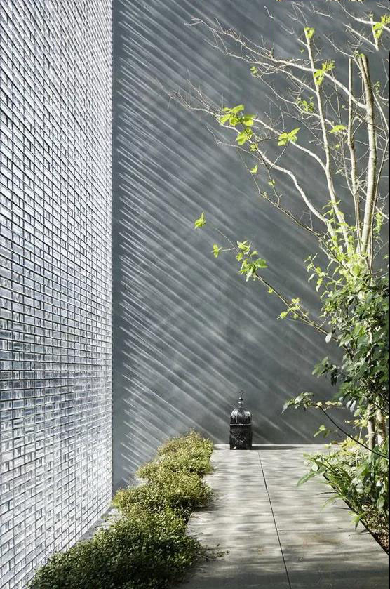 苹果店透光石材工艺,苹果店装修用的什么玻璃