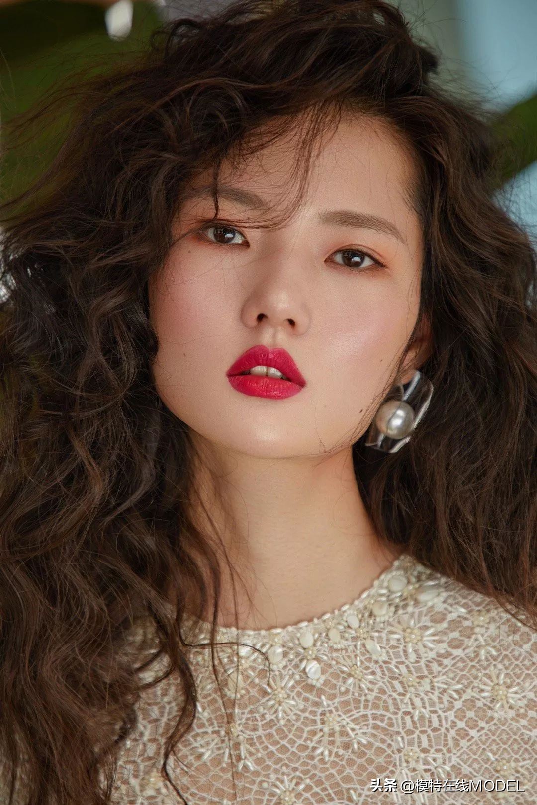 t台走秀失误事件,t台走秀意外曝光瞬间