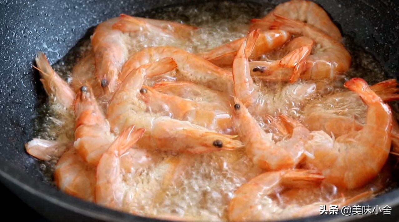 用麻辣小龙虾调料怎么做干锅虾,麻辣干锅虾和土豆的做法大全