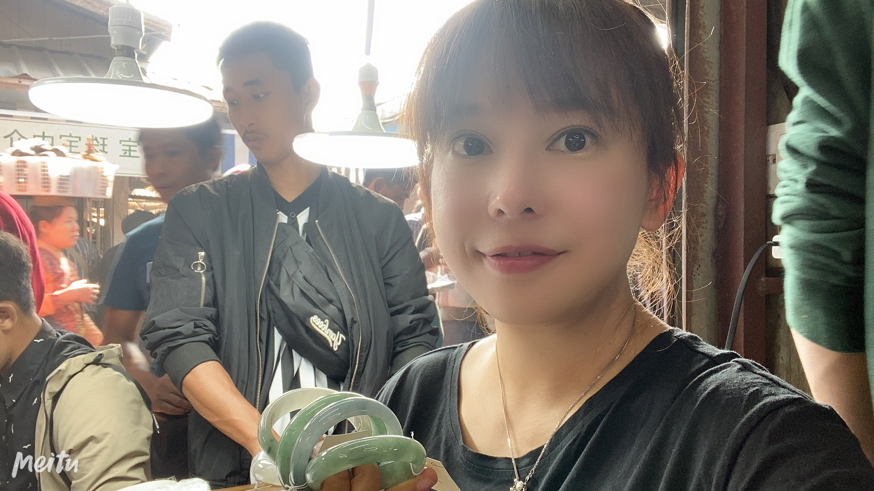 翡翠市场挑选翡翠,在缅甸翡翠市场淘货