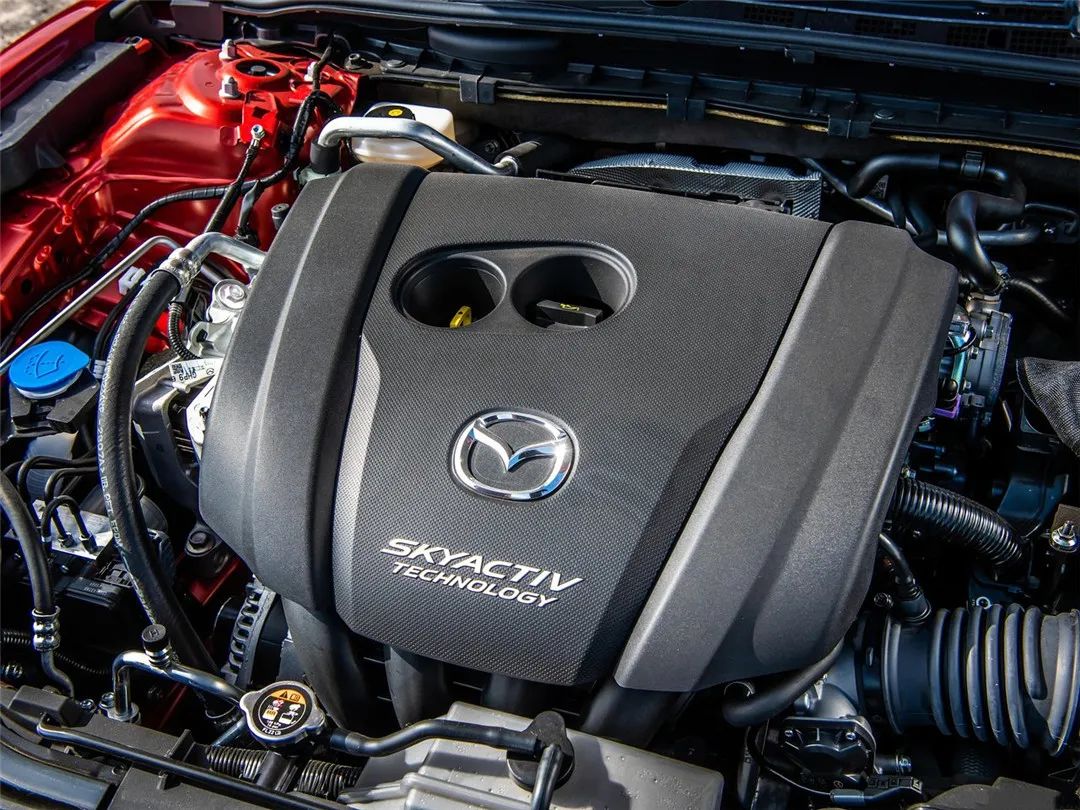 马自达6蓝天时尚版2.0l自吸怎么样,2007款马自达6自动旗舰型2.3评测