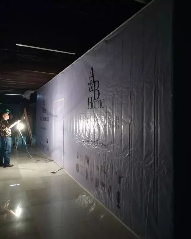 围挡起什么作用,购物中心品牌围挡技巧