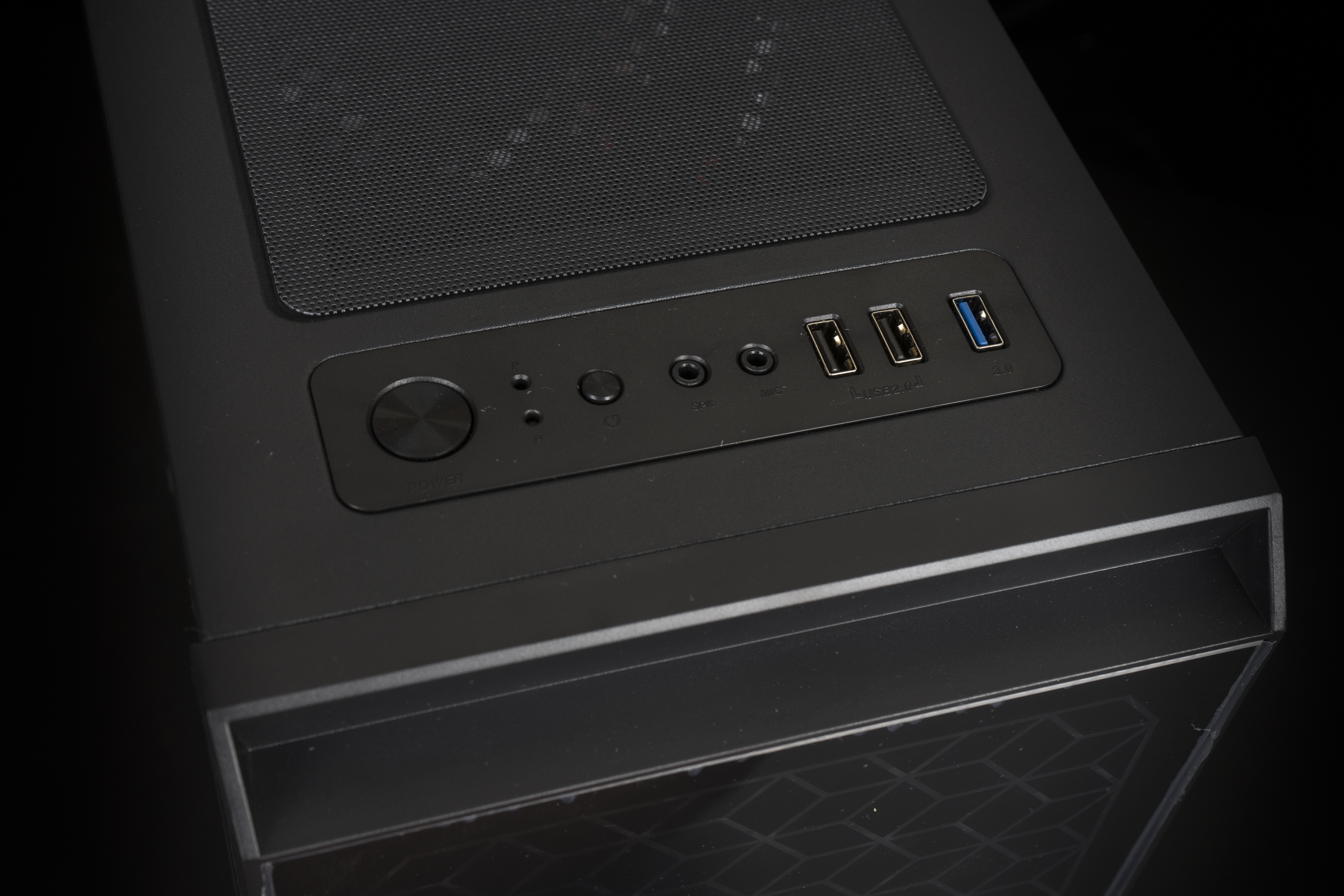 雷霆世纪复仇者v154怎么样,雷霆世纪复仇者电脑主机