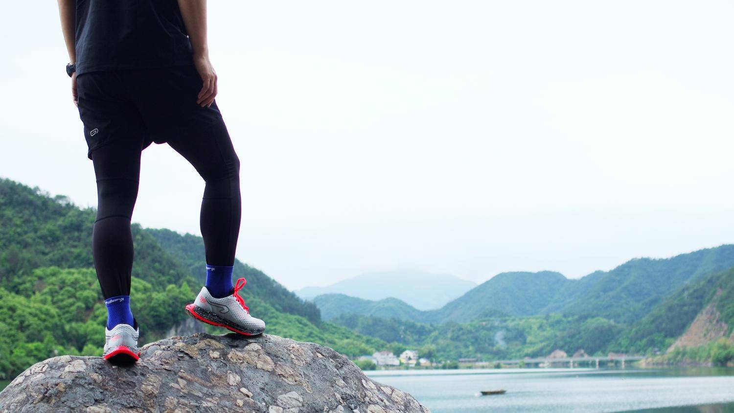 后掌软弹跑鞋,迪卡侬适合扁平足的跑鞋