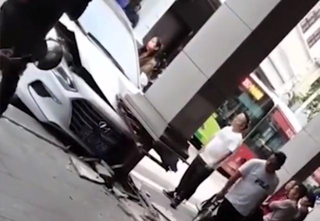 人算不如天算中奖视频,人算不如天算意外从天而降