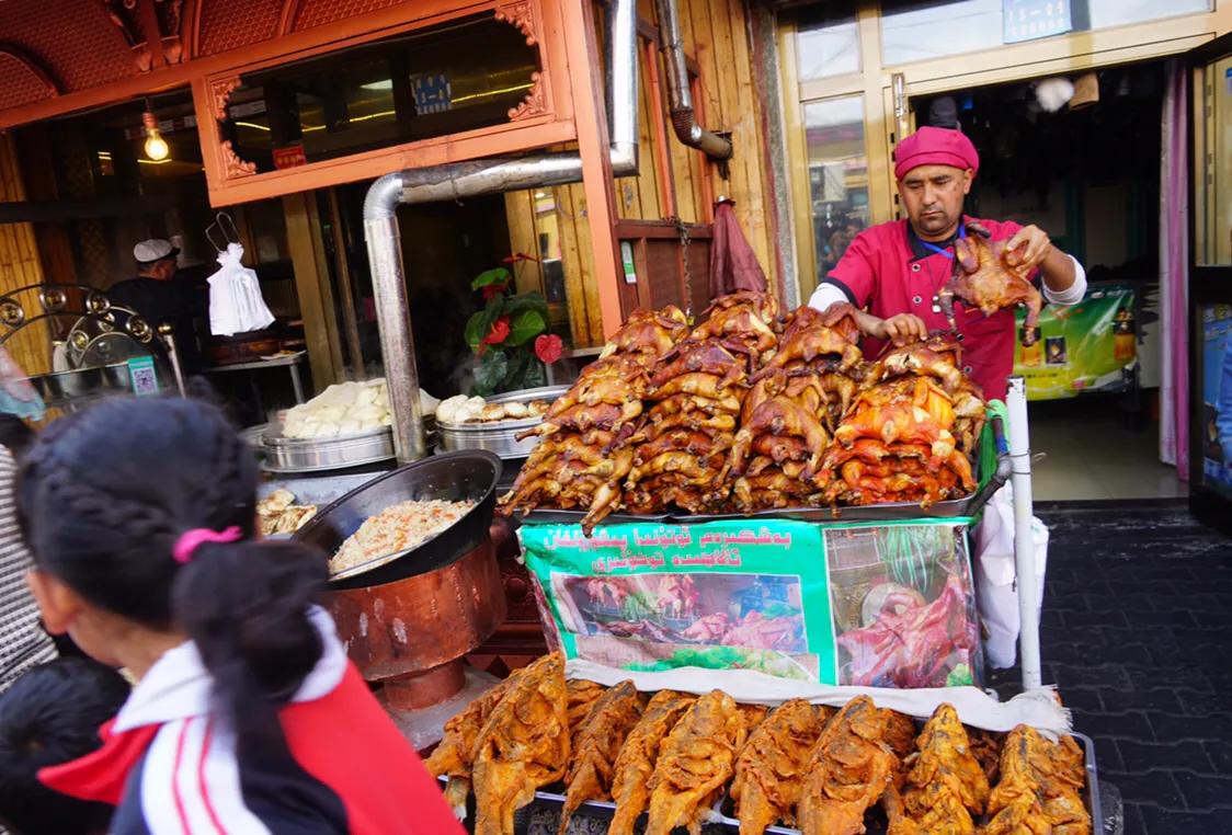 占中国六分之一地盘的*疆新**，12个5A景区N个世界遗产你走过多少？