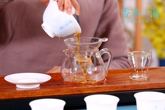 黑茶怎么洗才好喝,黑茶煮出来怎么洗茶