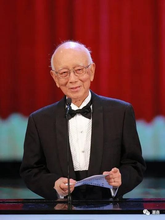 他是从大埔走出的铝业大王,如今身家30亿美元