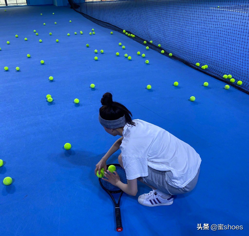 宋妍霏穿搭种草,宋妍霏抹茶绿