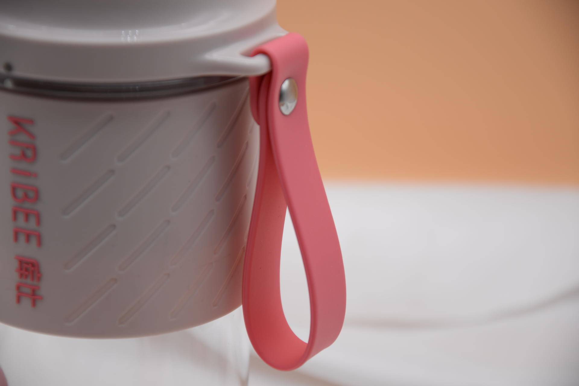 美美的夏日，美美的果汁，美美的你——库比便携果汁杯简评