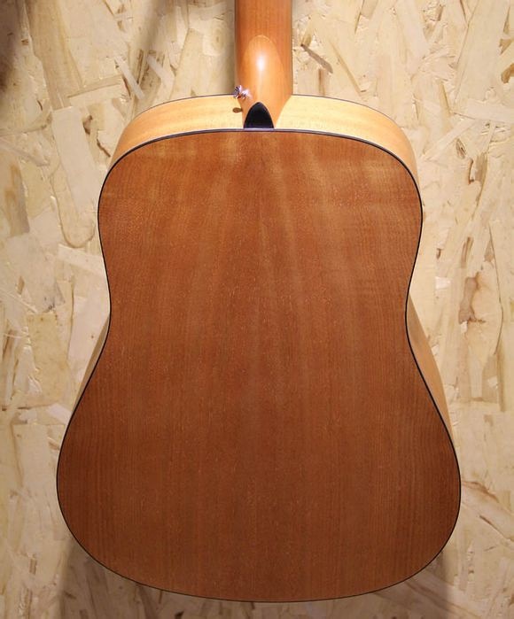 怎么挑选一款好的吉他,新手怎么选吉他形状