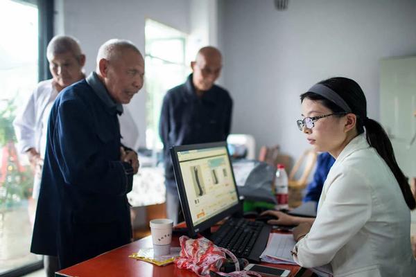 新农具直播成为新农活,手机怎么变农具直播