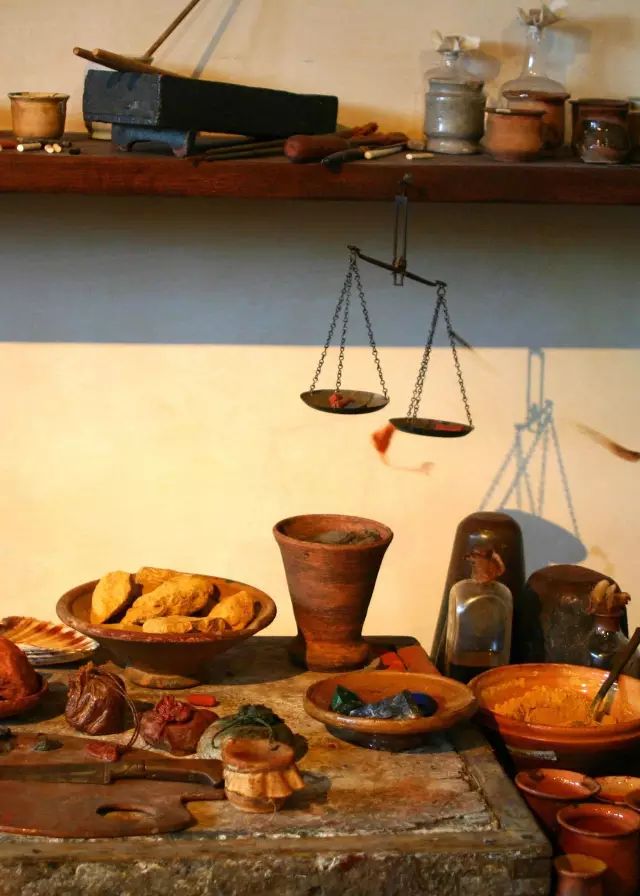 油画综合材料技法,关于油画材料技法的论文