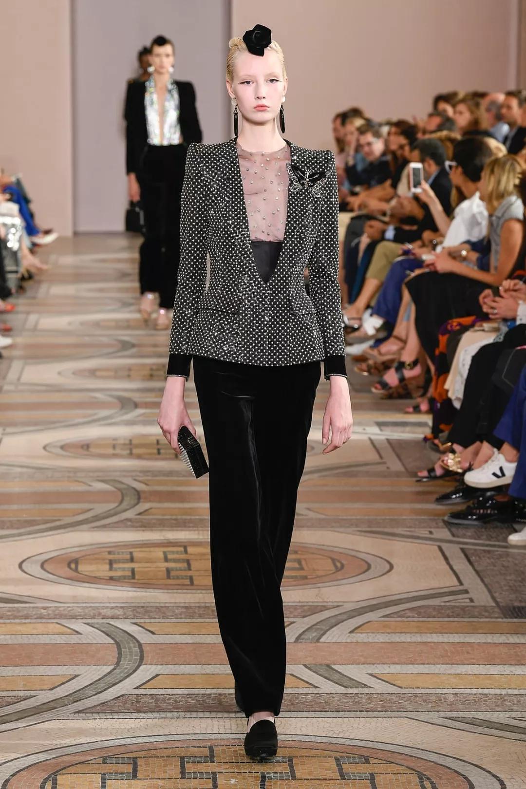 优雅不是炫耀,阿玛尼高定装