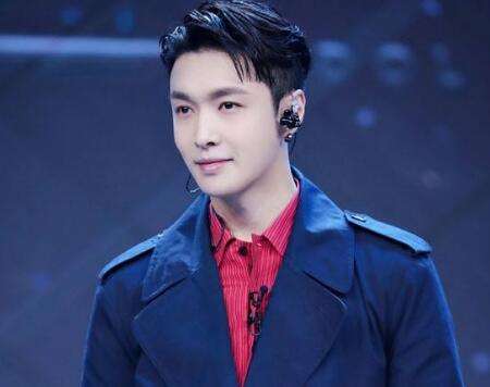 张艺兴与三星解约韩国粉丝,张艺兴三星活动