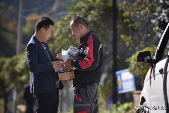 学霸初中退学并创业成功,学霸厌学辍学打工