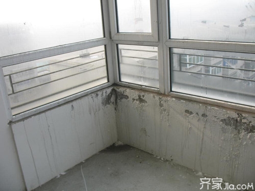 楼上阳台漏水找谁处理,楼下阳台顶漏水一定是楼上原因吗