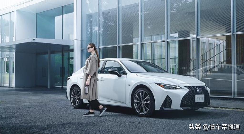 新车雷克萨斯混动落地价,新车雷克萨斯es300h最新报价