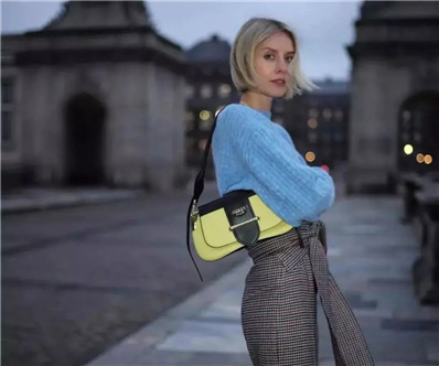 人生中第一只大牌包该怎么选,大牌包如何背出高级感