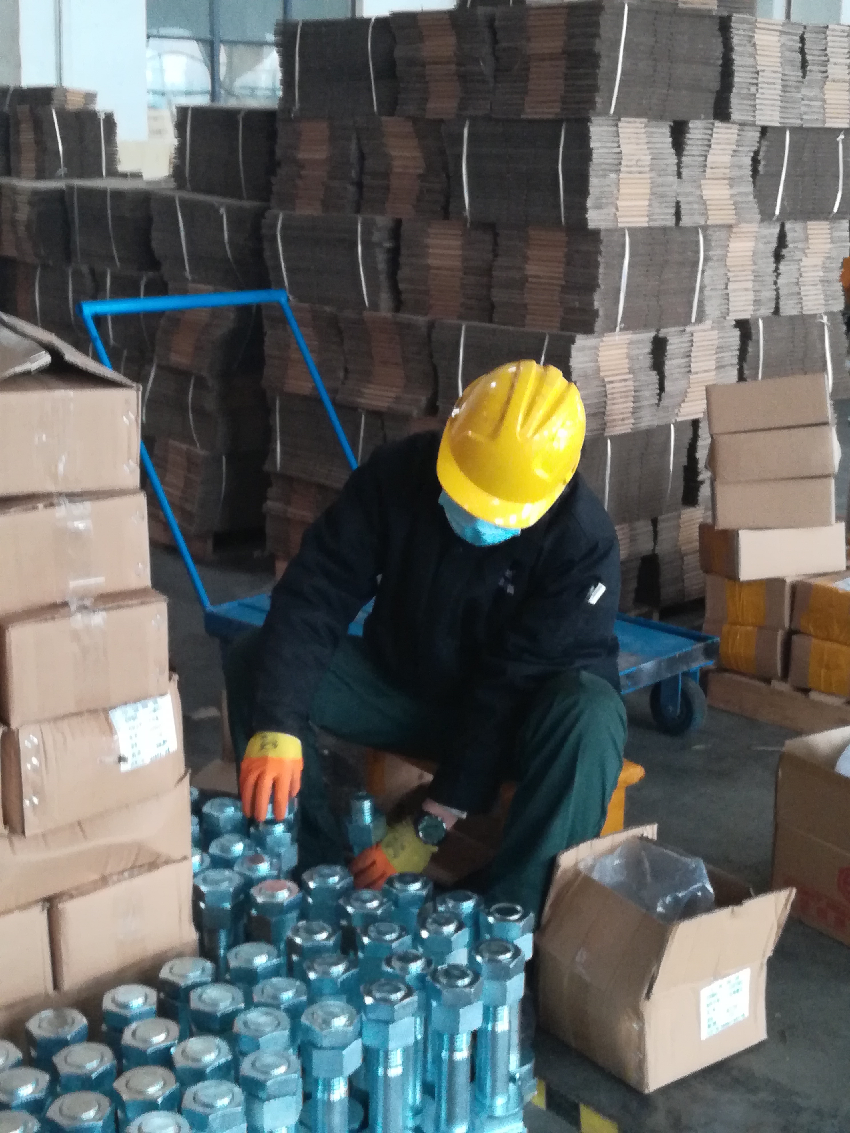 浠婂勾澶栬锤璁㈠崟鏆村,澶栬锤璁㈠崟鍚屾瘮澧為暱