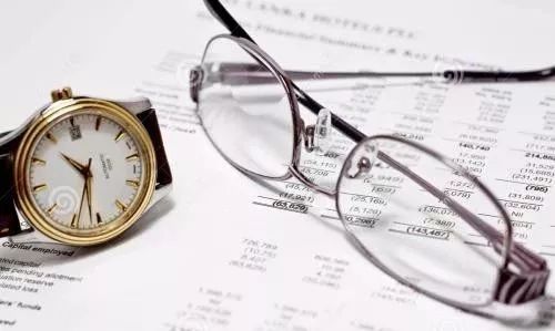 上网课控制不住想玩手机怎么办,晚上控制不住自己玩手机怎么办