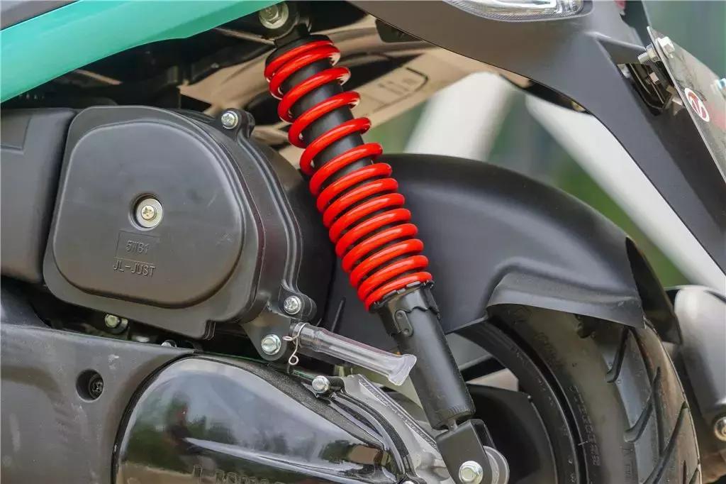 林海新雅格摩托车评测,林海新雅格踏板摩托车省油吗