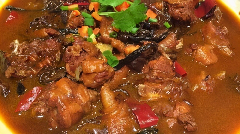 大马哈鱼肉饺子,鲜大马哈鱼做饺子