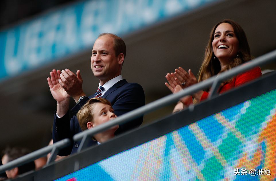 皇家吉祥物,乔治王子英格兰队