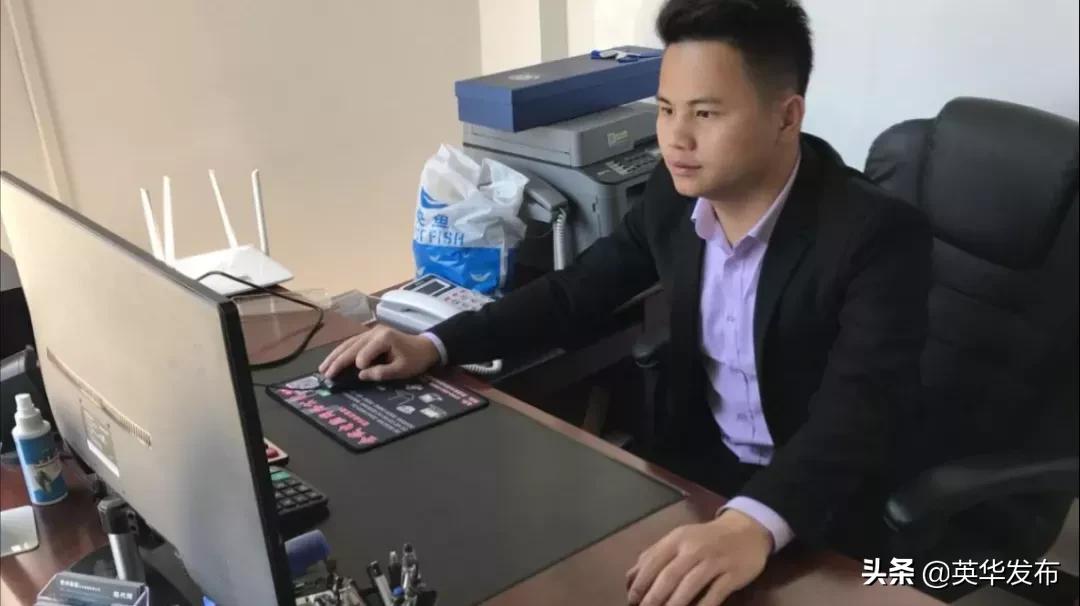 骞胯タ鑻卞崕瀛﹀,骞胯タ鑻卞崕楂樹腑瀛﹀