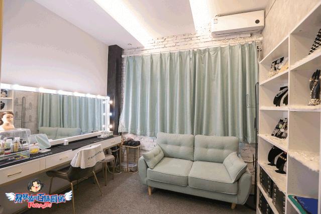 在学校怎么学好化妆技巧,化妆学校学的化妆技巧