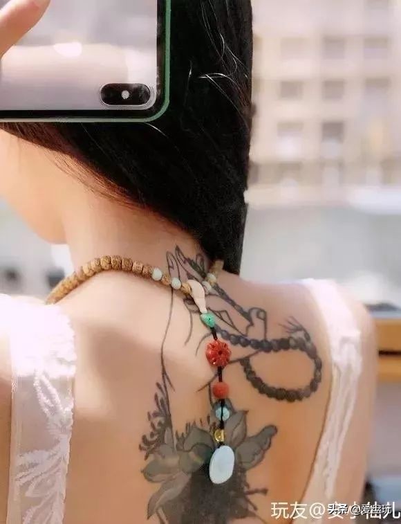 一条串加几个金标效果好,一条串配几百个配饰