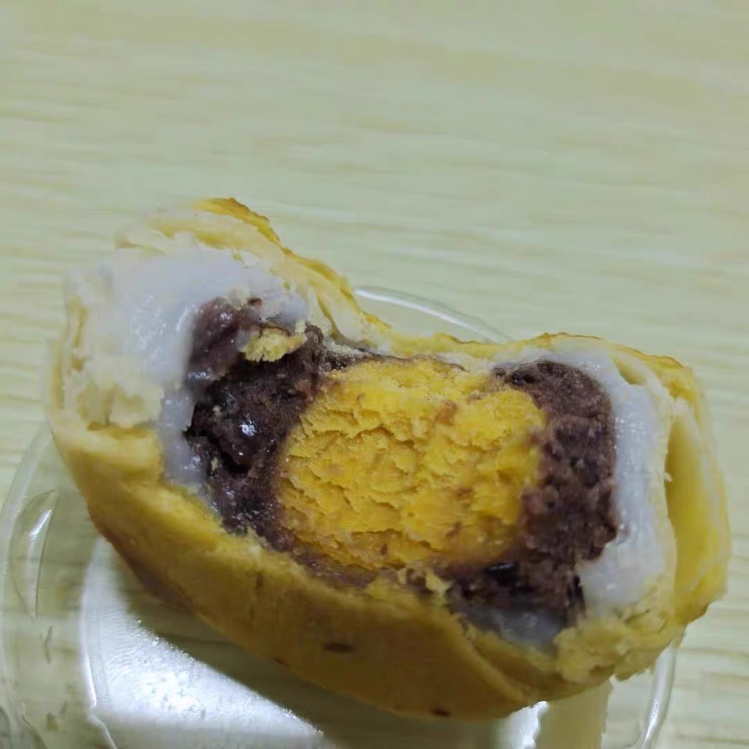 蛋黄酥测评这款超值的蛋黄酥,蛋黄酥真的那么好吃吗