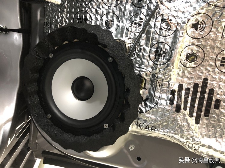 必伟汽车音响喇叭好不好,试听下南昌靓典改装后的丰田亚洲龙