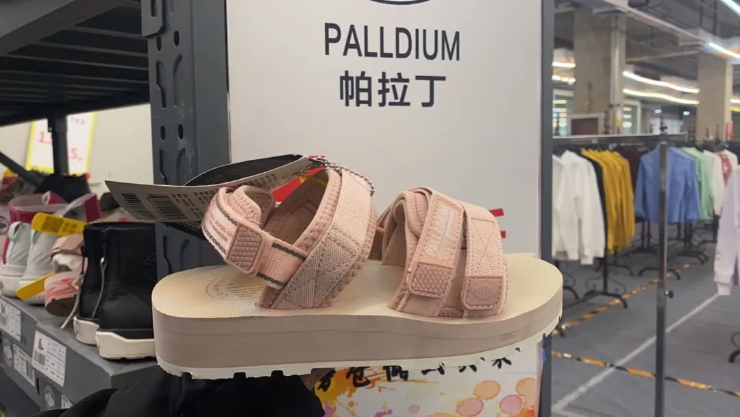 通州人快行动！2021首届大型品牌内购会，100000件大牌低至10元起