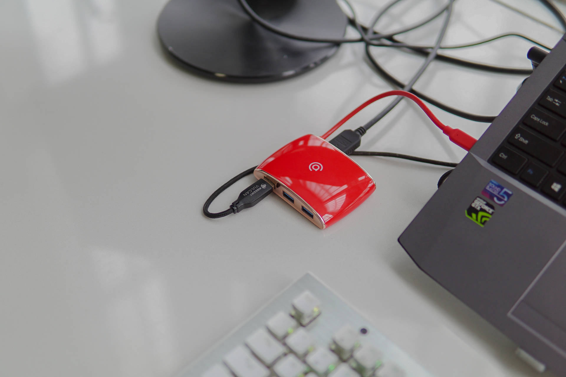 手机秒变电脑，aigo扩展坞趣体验，老罗的*NTT**裤衩都没了