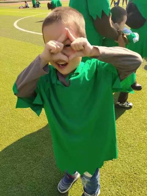 幼儿园老师尿裤子需要洗吗,孩子在幼儿园尿裤子应该怎么教育