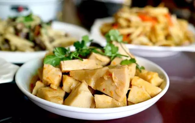 今日惊蛰，你离春天，可能就差这一口江南春笋了