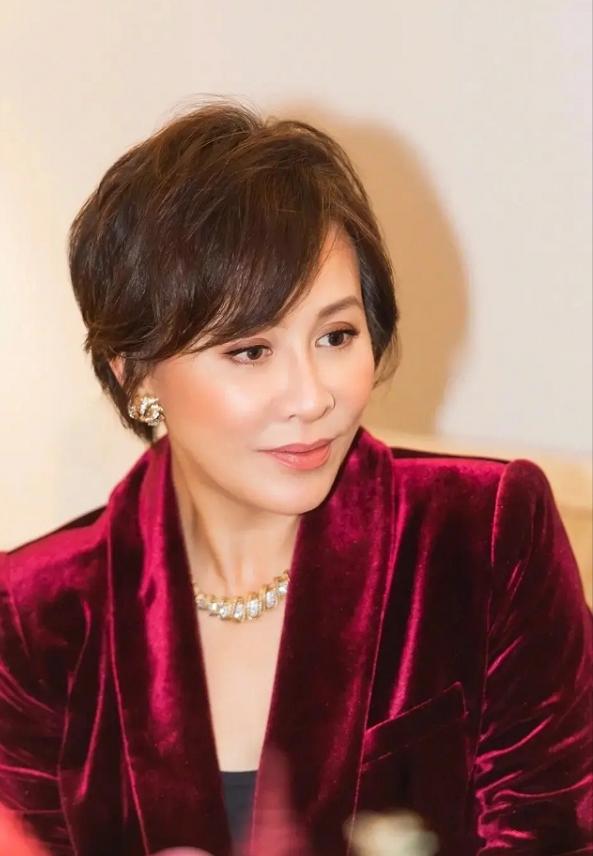 刘嘉玲用哪种护肤品好,刘嘉玲美白的秘诀