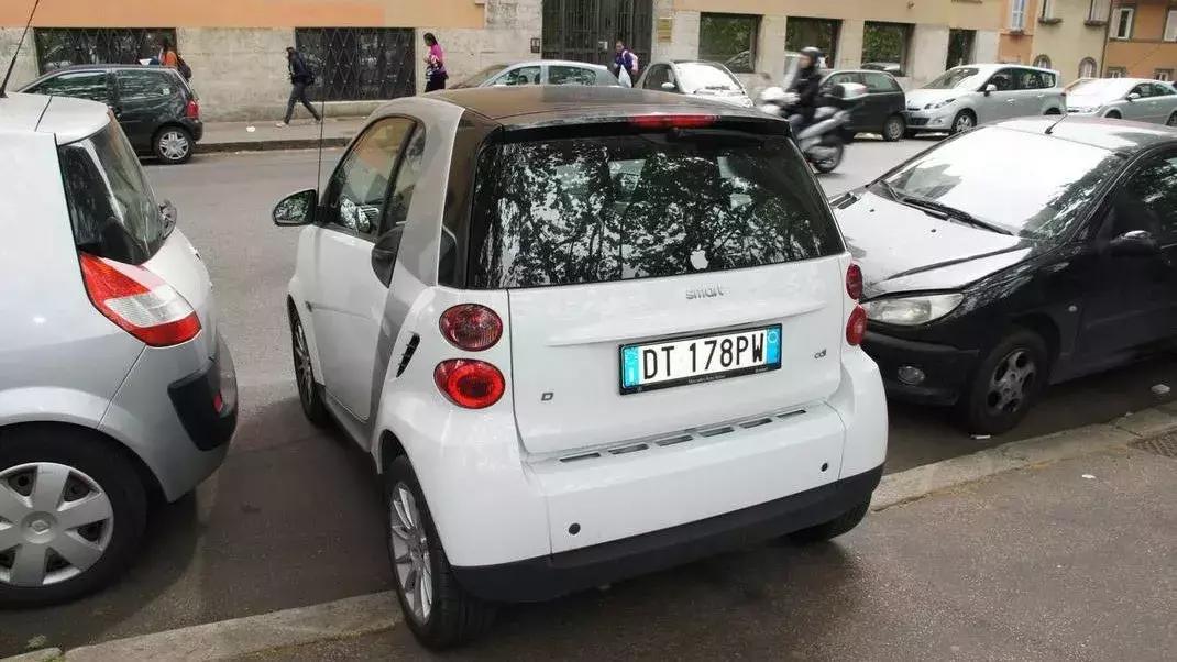 为什么买车时总有人劝你买bba,为啥刚开始买车要买bba