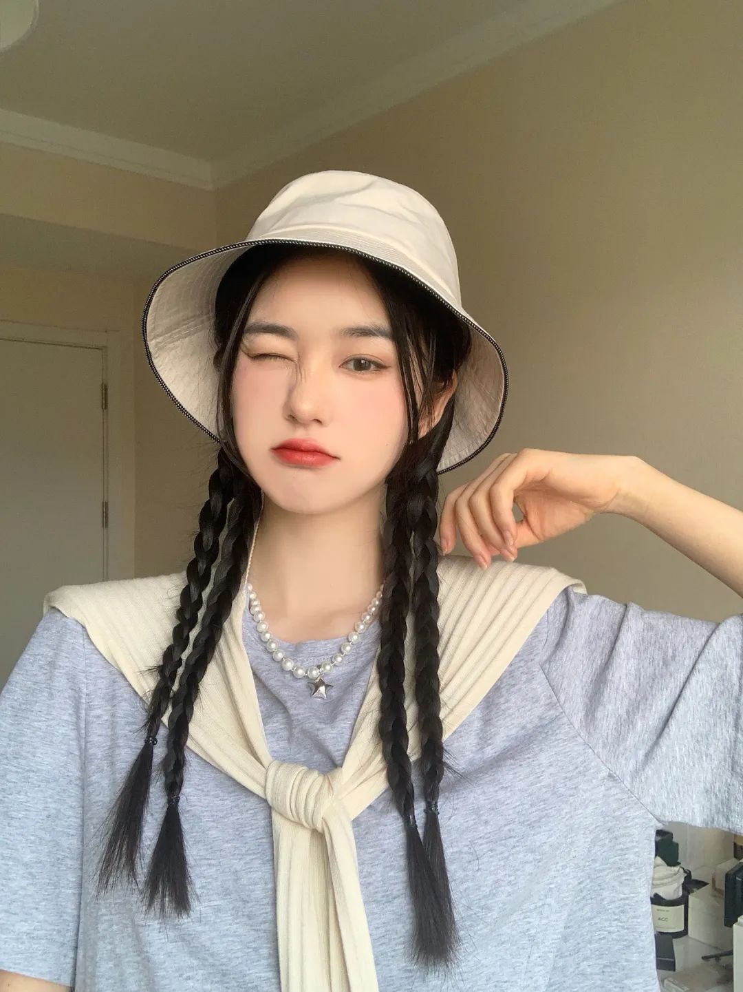 披着扎起来都好看的小个子发型,小个子发型150显高显气质广州