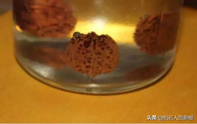 包浆十年的金刚,包浆金刚菩提一刷就掉渣是真的吗