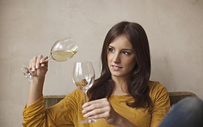 女人就像品红酒,女人如红酒文章