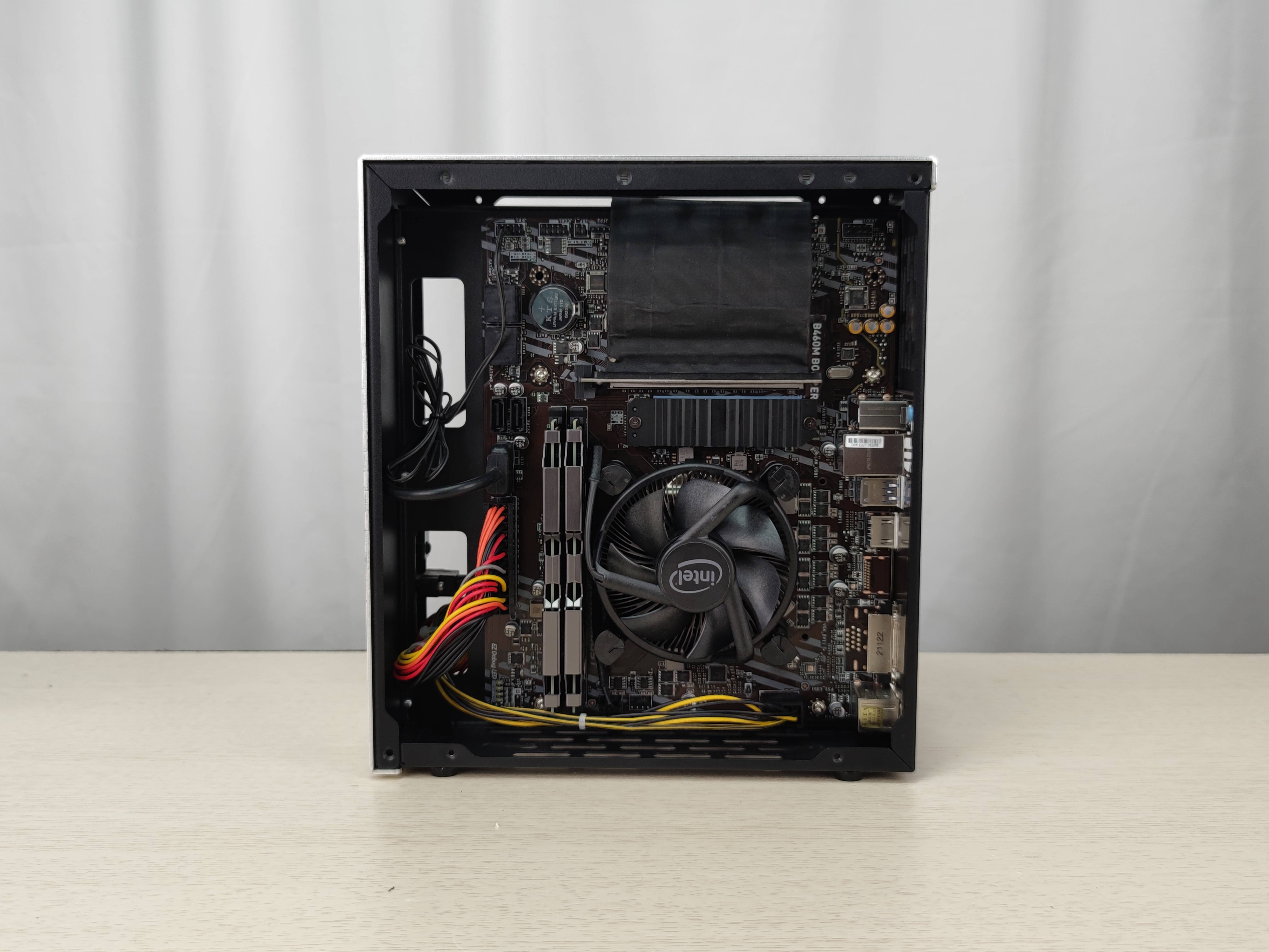 动力火车风大师机箱组装详细教程,动力火车雷霆机箱硬盘安装