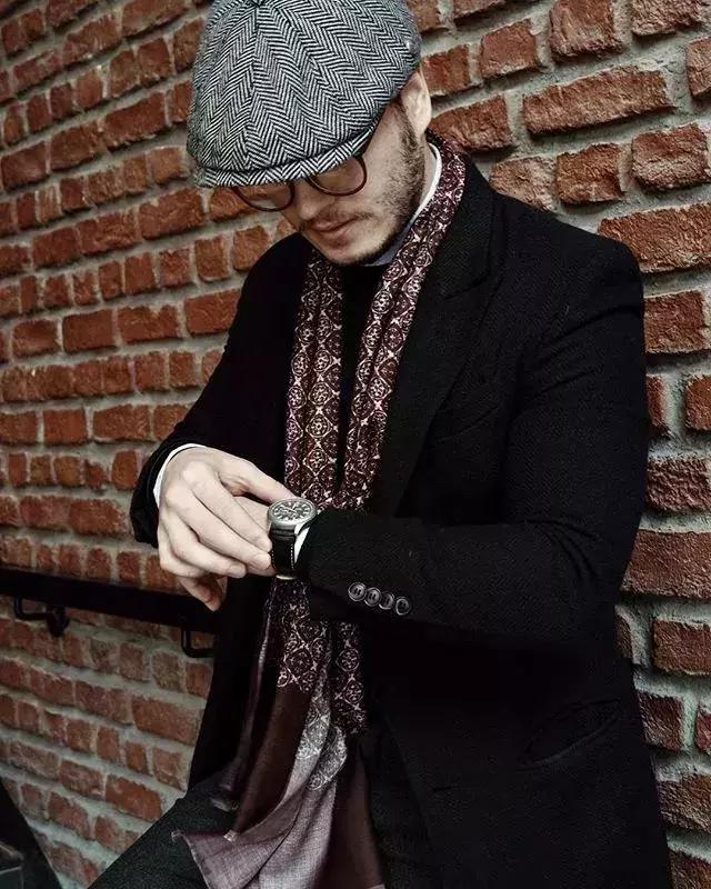 一道划痕需要补吗,一道很深的划痕怎么办