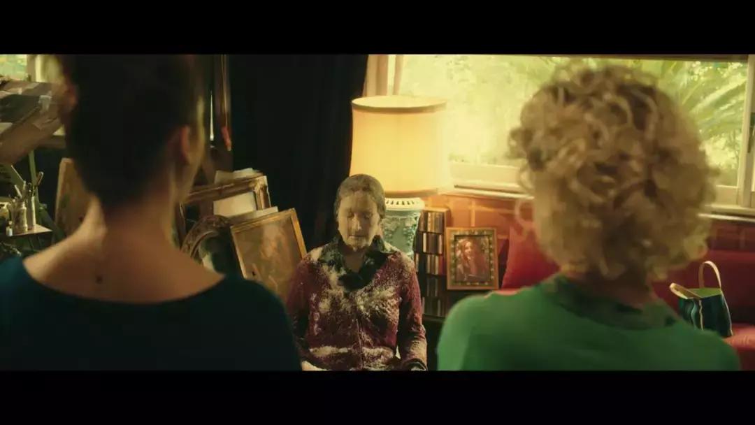 原本以为是搞笑结果是恐怖片,恐怖片把肚子都笑痛了