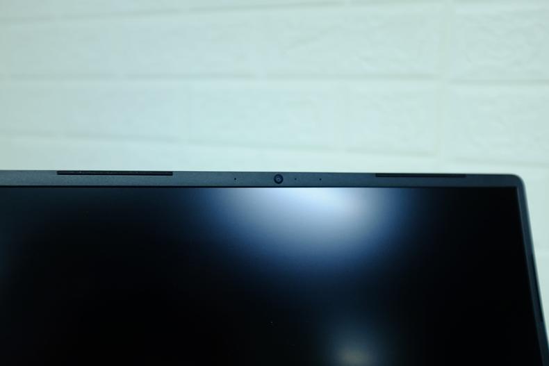 轻薄本14寸独显,轻薄本灵越