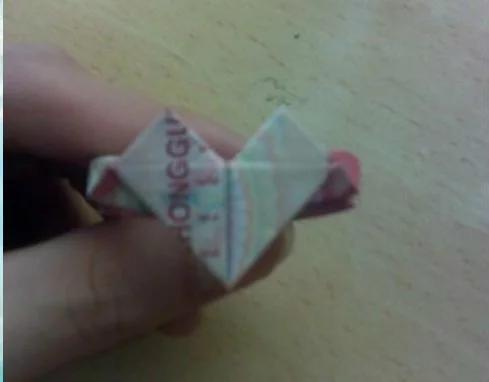 用一百元叠方戒指,最简单的戒指怎么叠