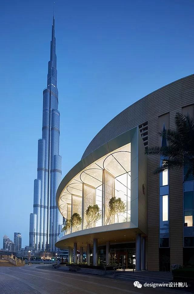 全球第一家苹果水上直营店在哪里,全球第一水上零售店