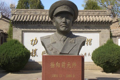 他是徐帅的儿子,25岁保送清华,48岁被授予少将军衔,59岁晋中将